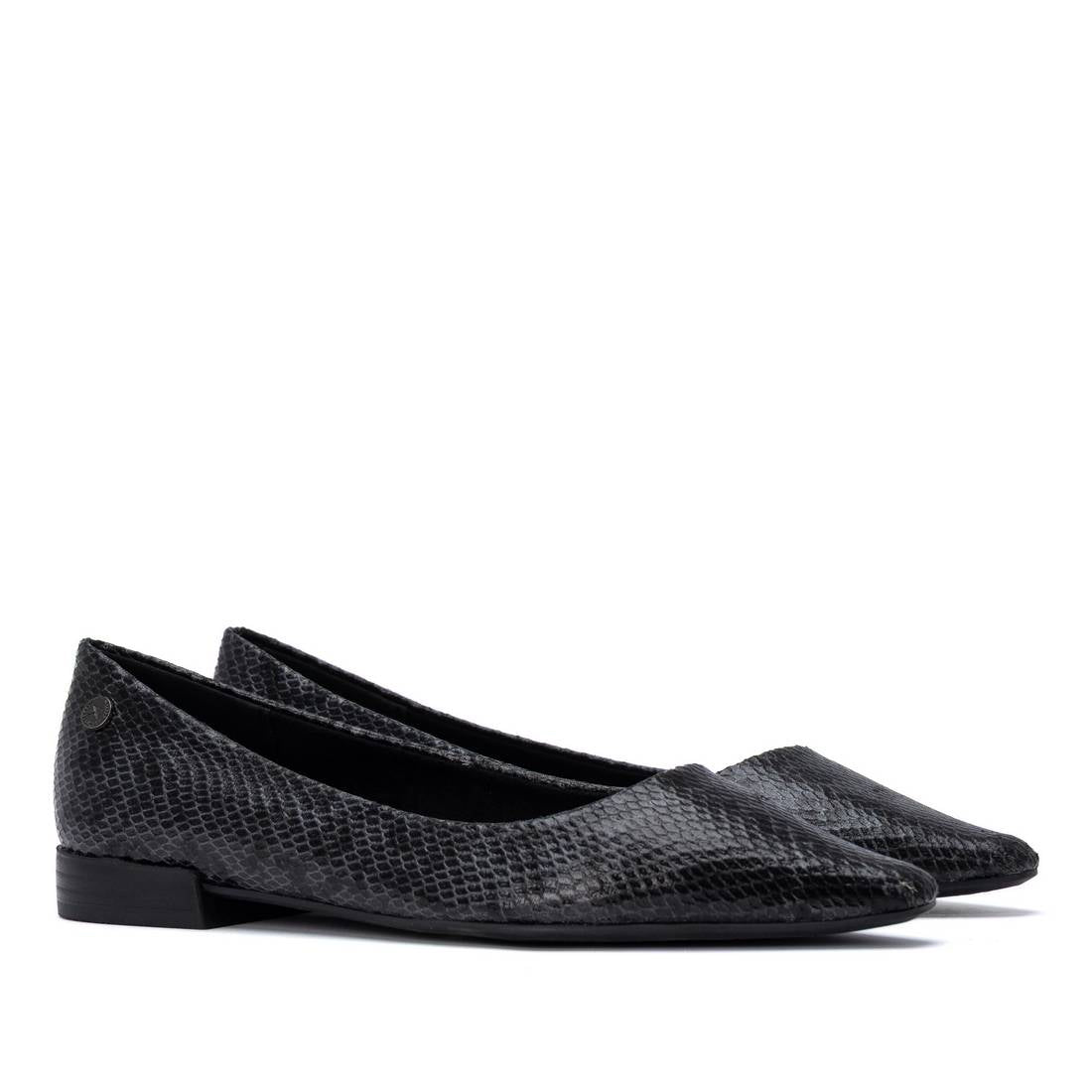 Zapato de mujer plano Xti 14622501