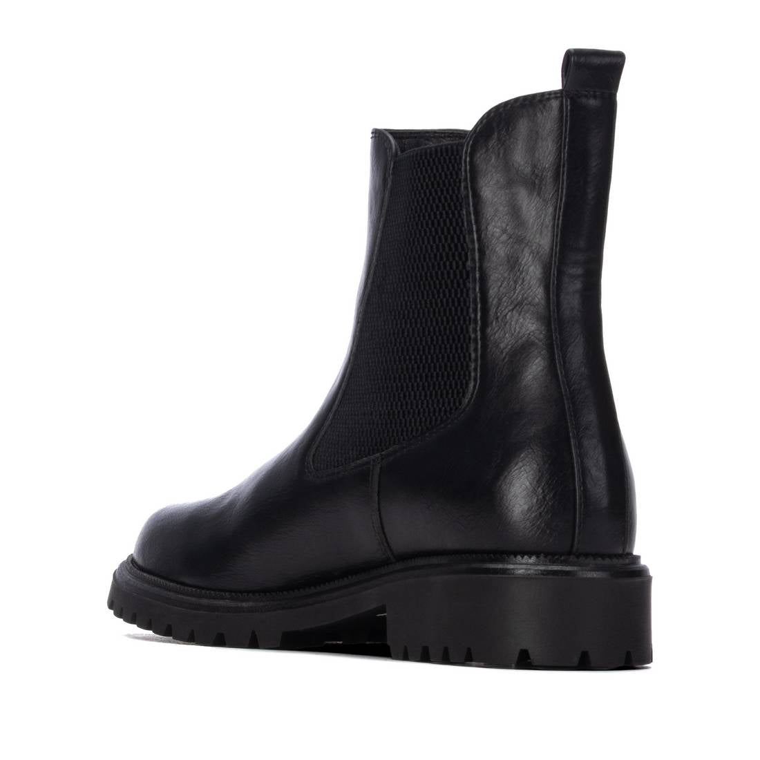 Botin de mujer plano Xti 14624204