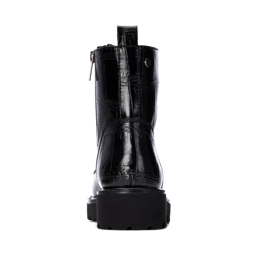 Botin de mujer plano Xti 14624801