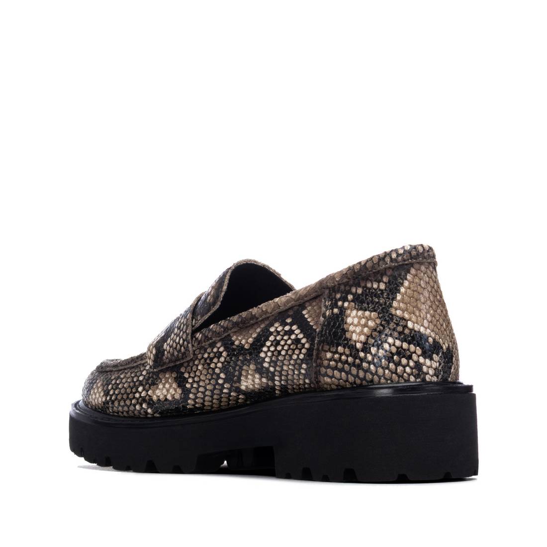 Zapato de mujer plano Xti 14625501
