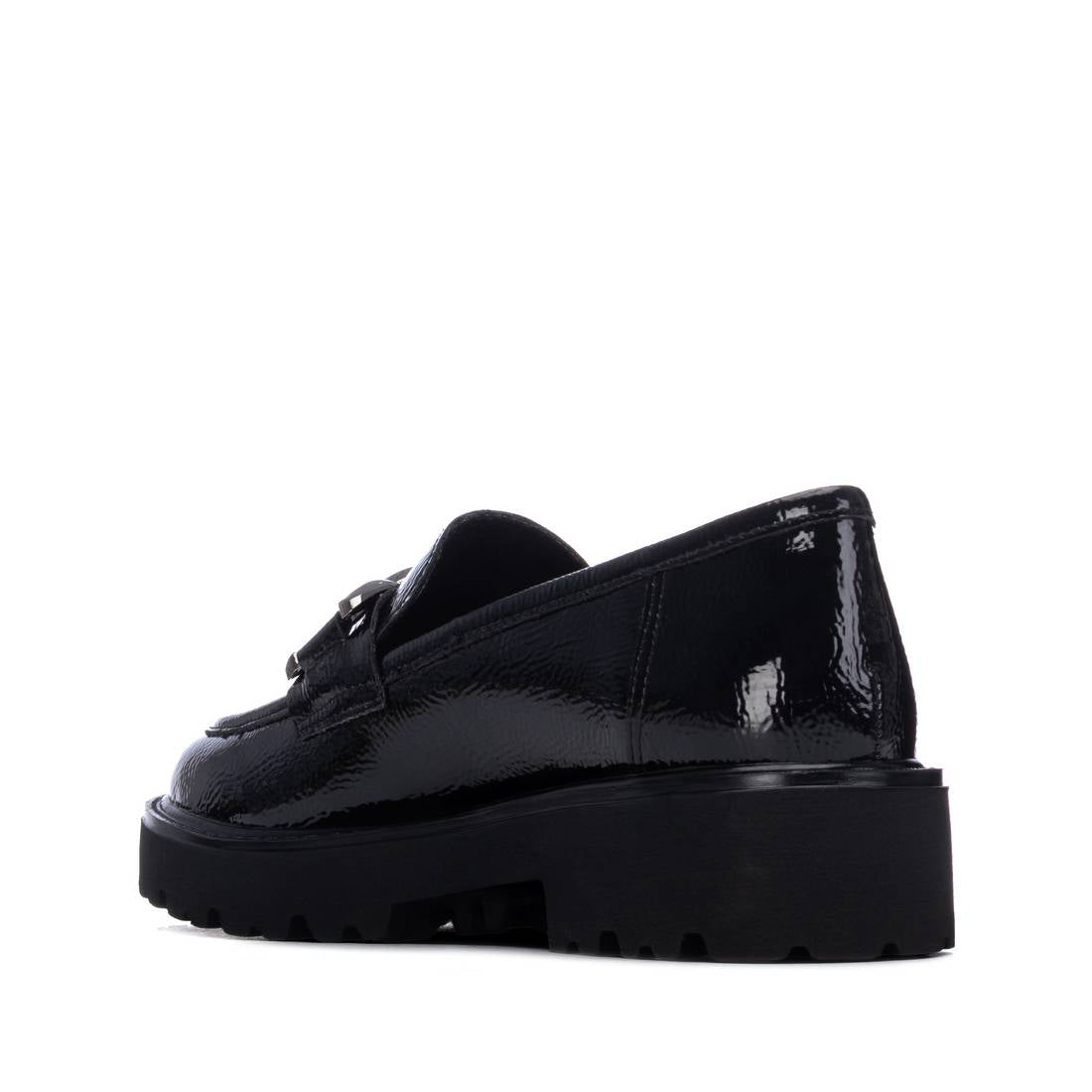 Zapato de mujer plano Xti 14625801