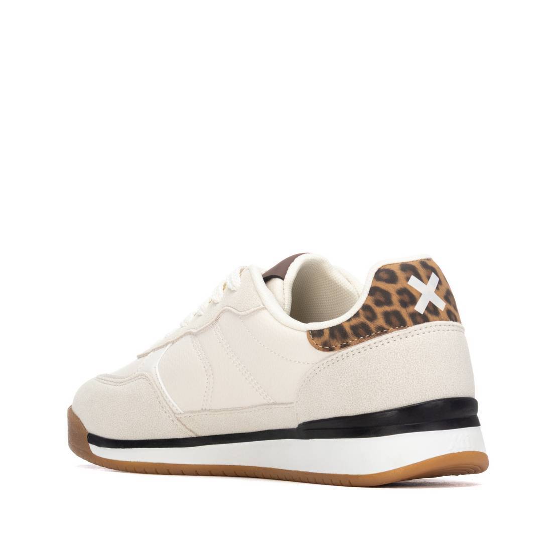 Zapatilla de mujer plano Xti 14627301