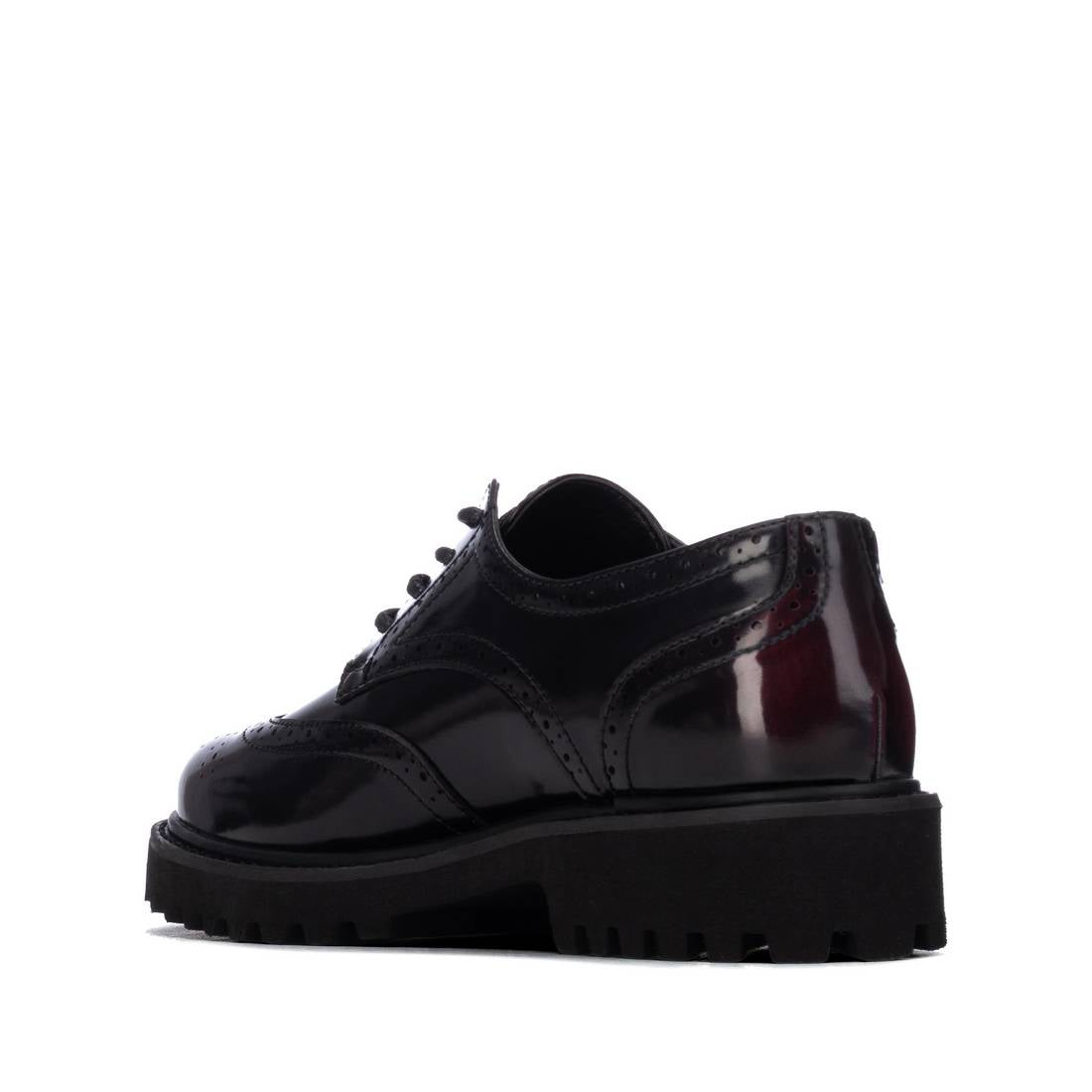 Zapato de mujer plano Xti 14630102