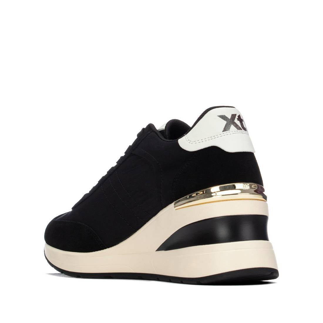 Zapatilla de mujer con cuña Xti 14636503