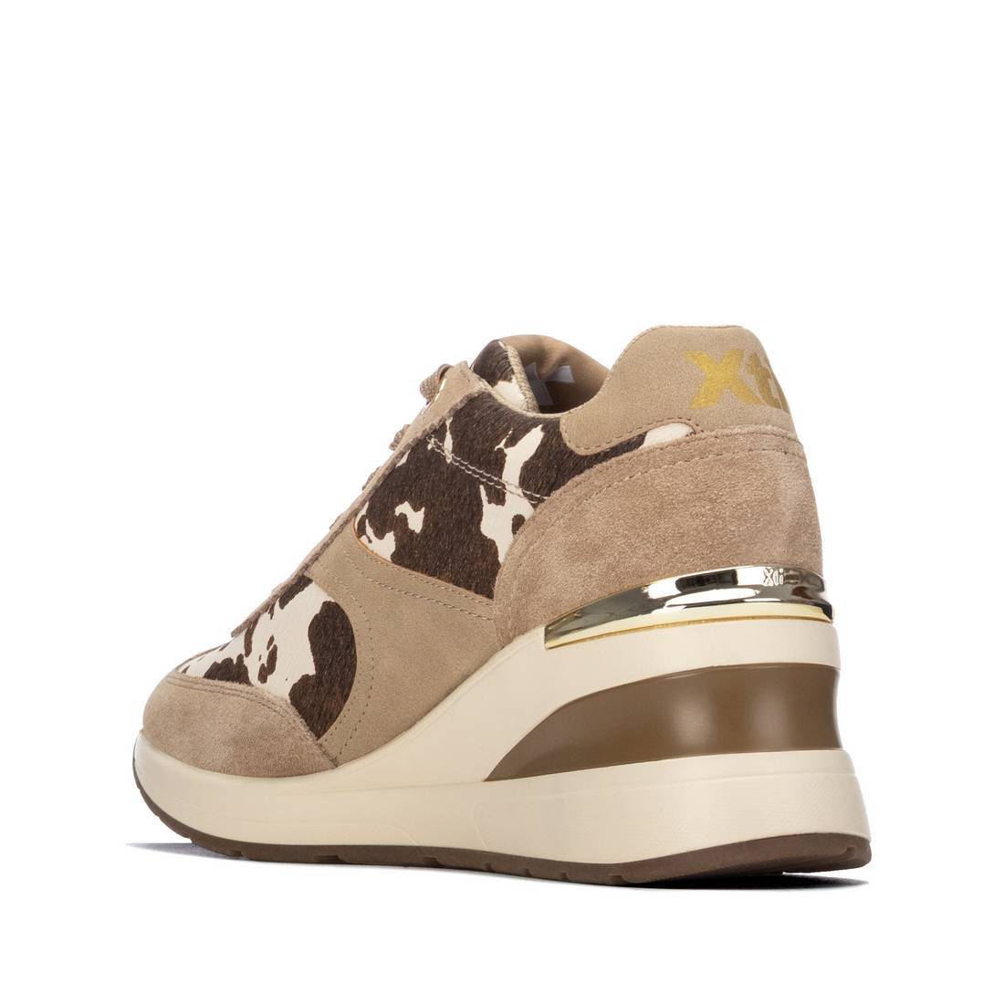Zapatilla de mujer con cuña Xti 14636702