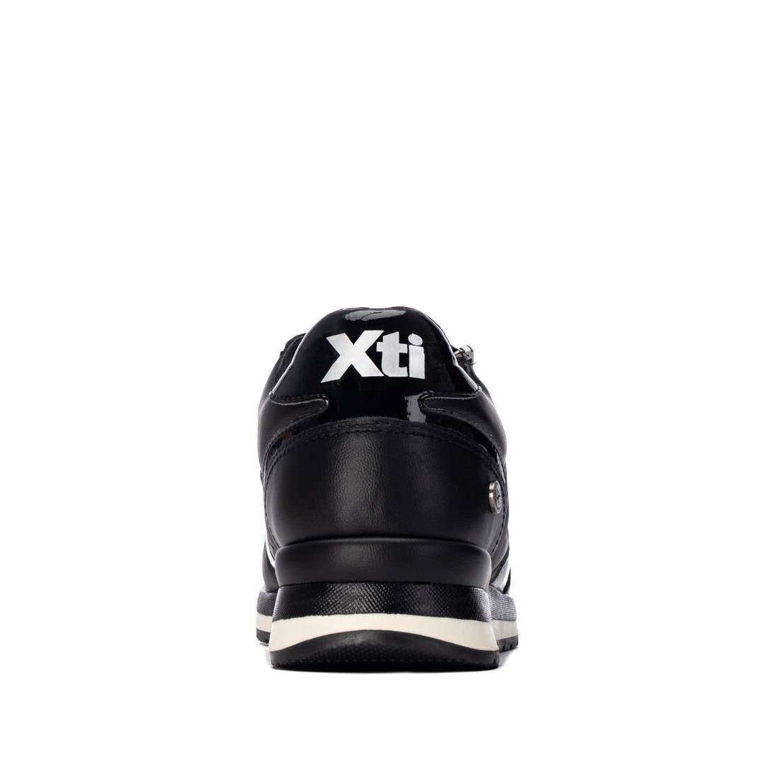 Zapatilla de mujer plano Xti 14637101