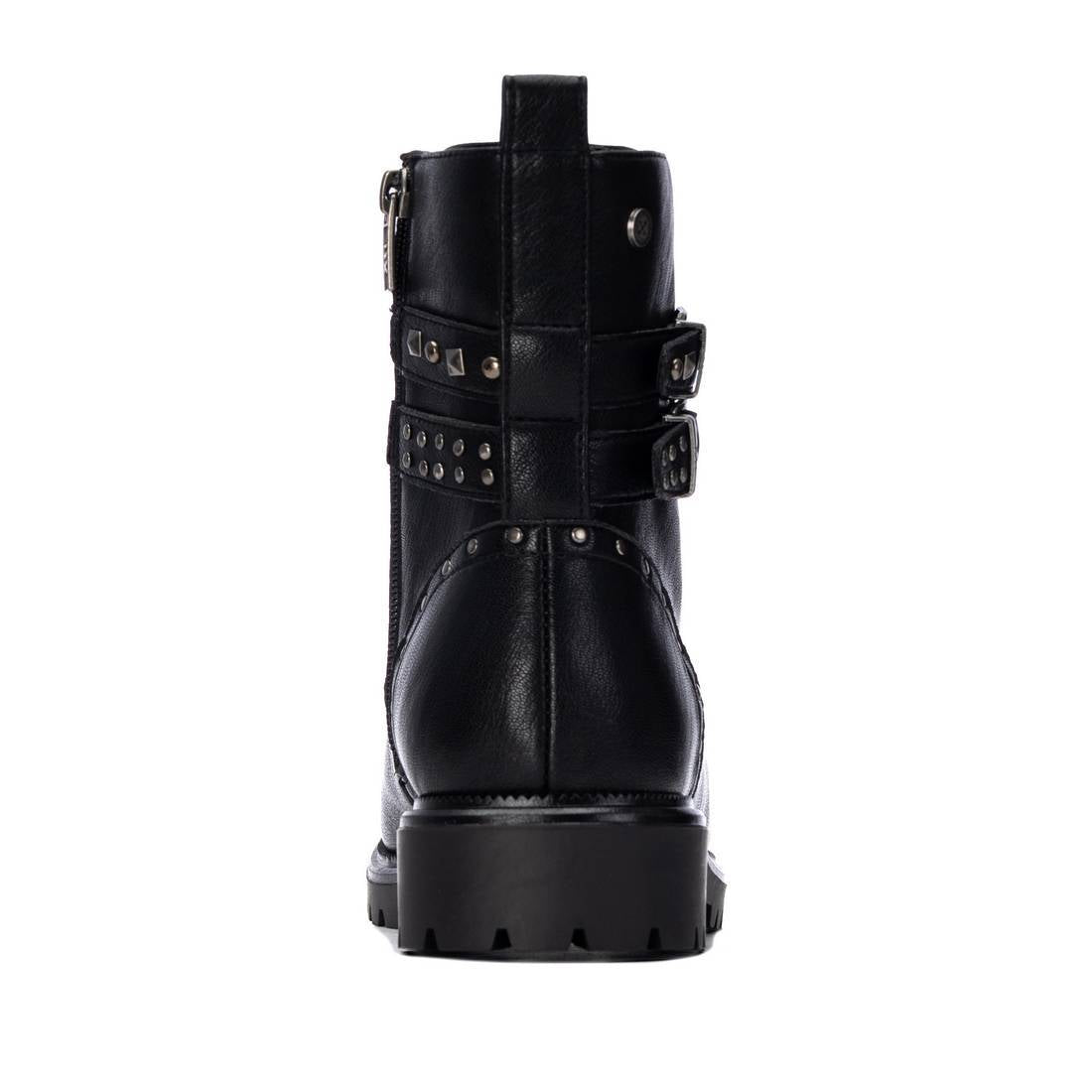 Botin de mujer plano Xti 14637401