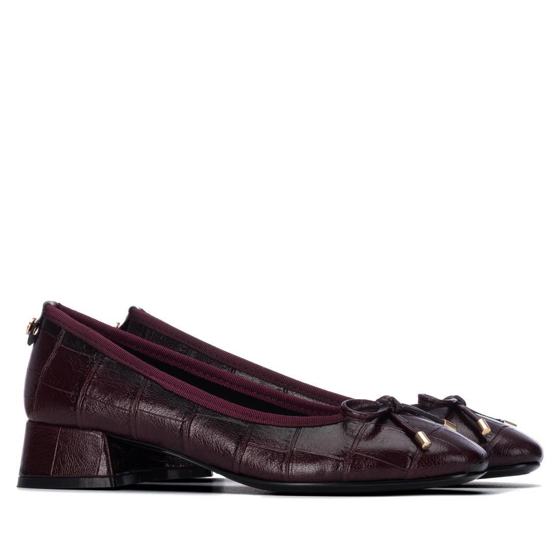 Zapato de mujer con tacón Xti 14637701