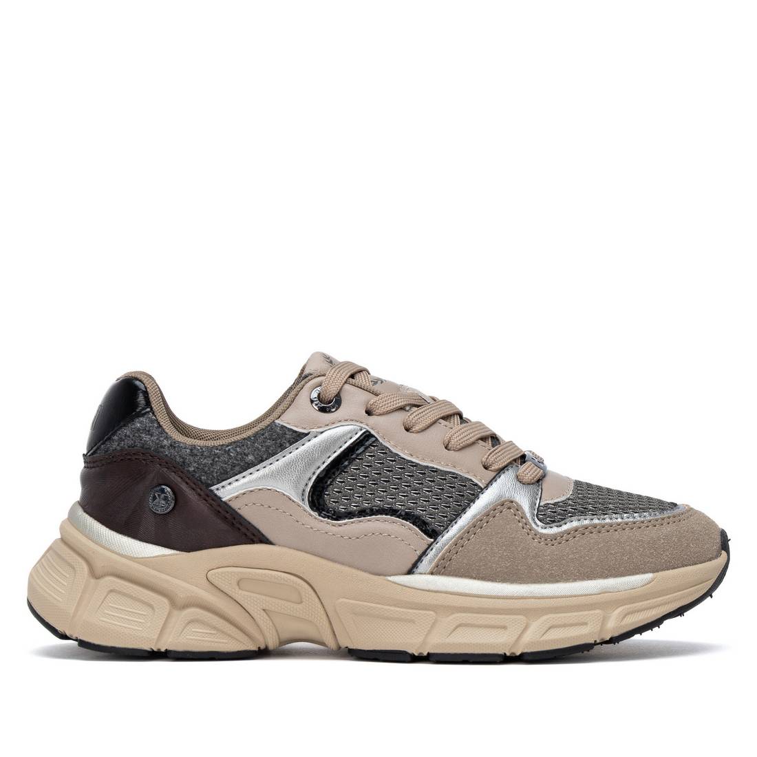 Zapatilla de mujer plano Xti 14638102