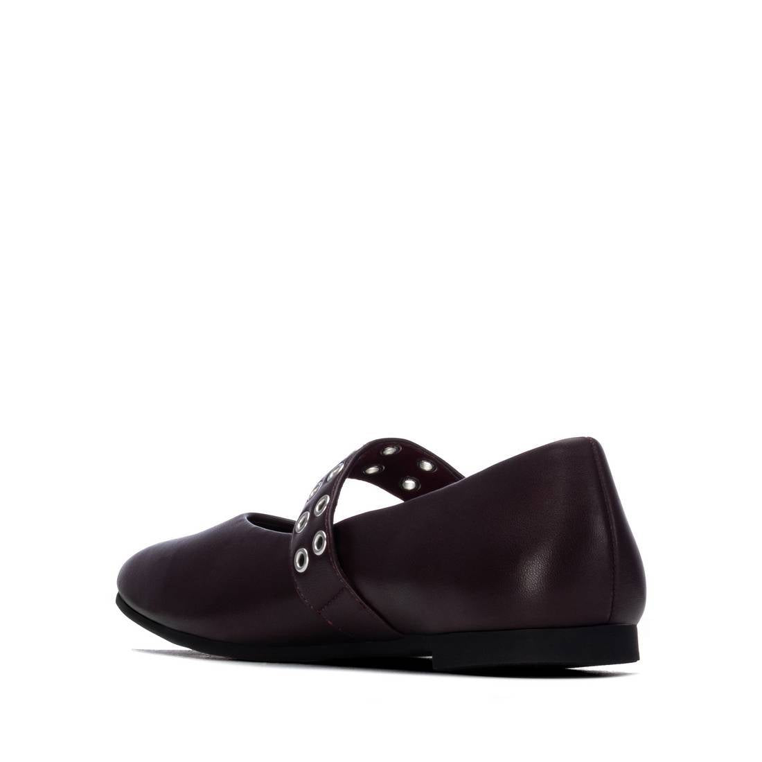 Zapato de mujer plano Xti 14640702
