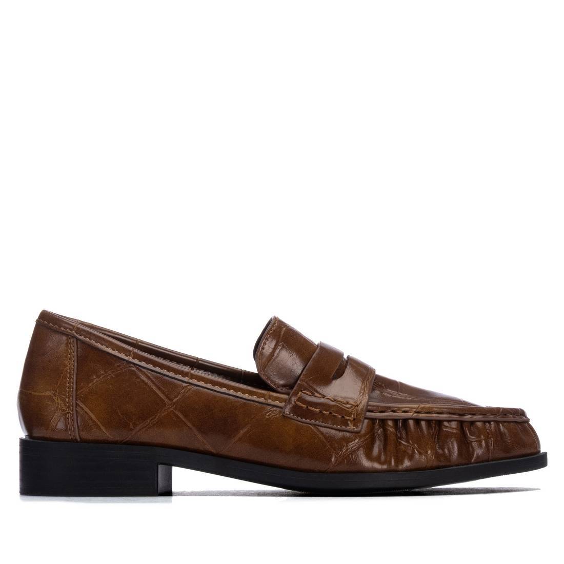 Zapato de mujer plano Xti 14643003