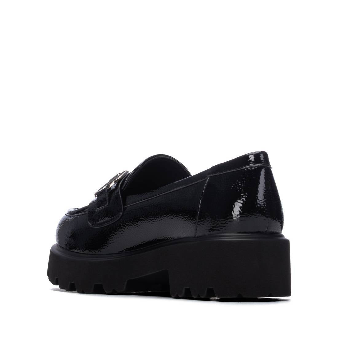 Zapato de mujer plano Xti 14643301