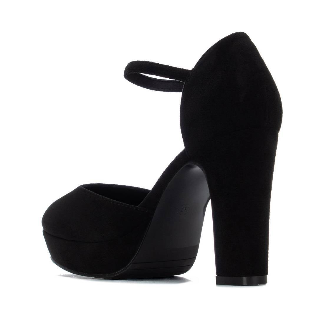 Zapato de mujer con tacón Xti 14643801