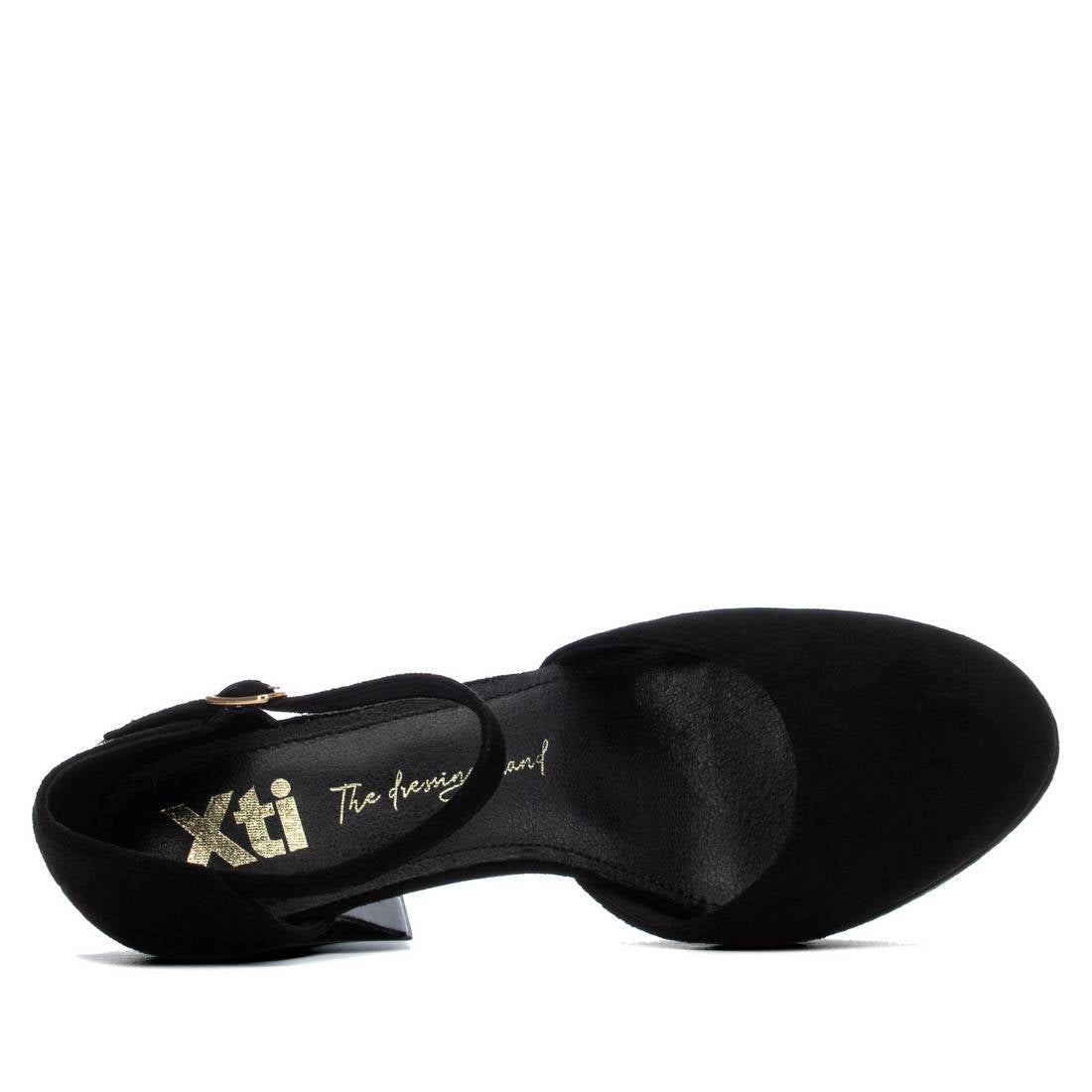 Zapato de mujer con tacón Xti 14643801
