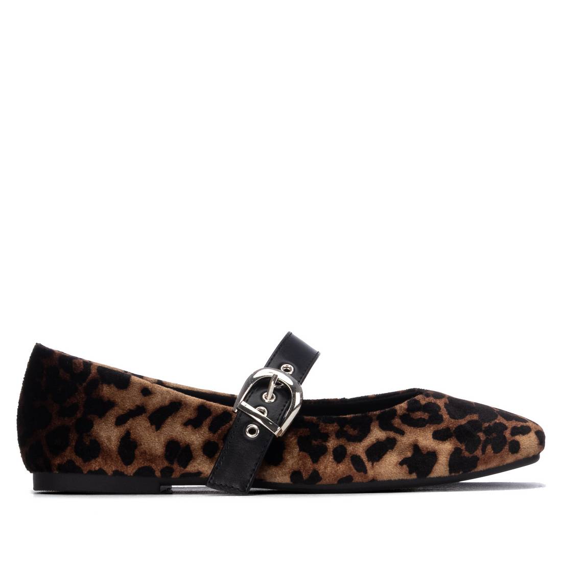Zapato de mujer plano Xti 14648501