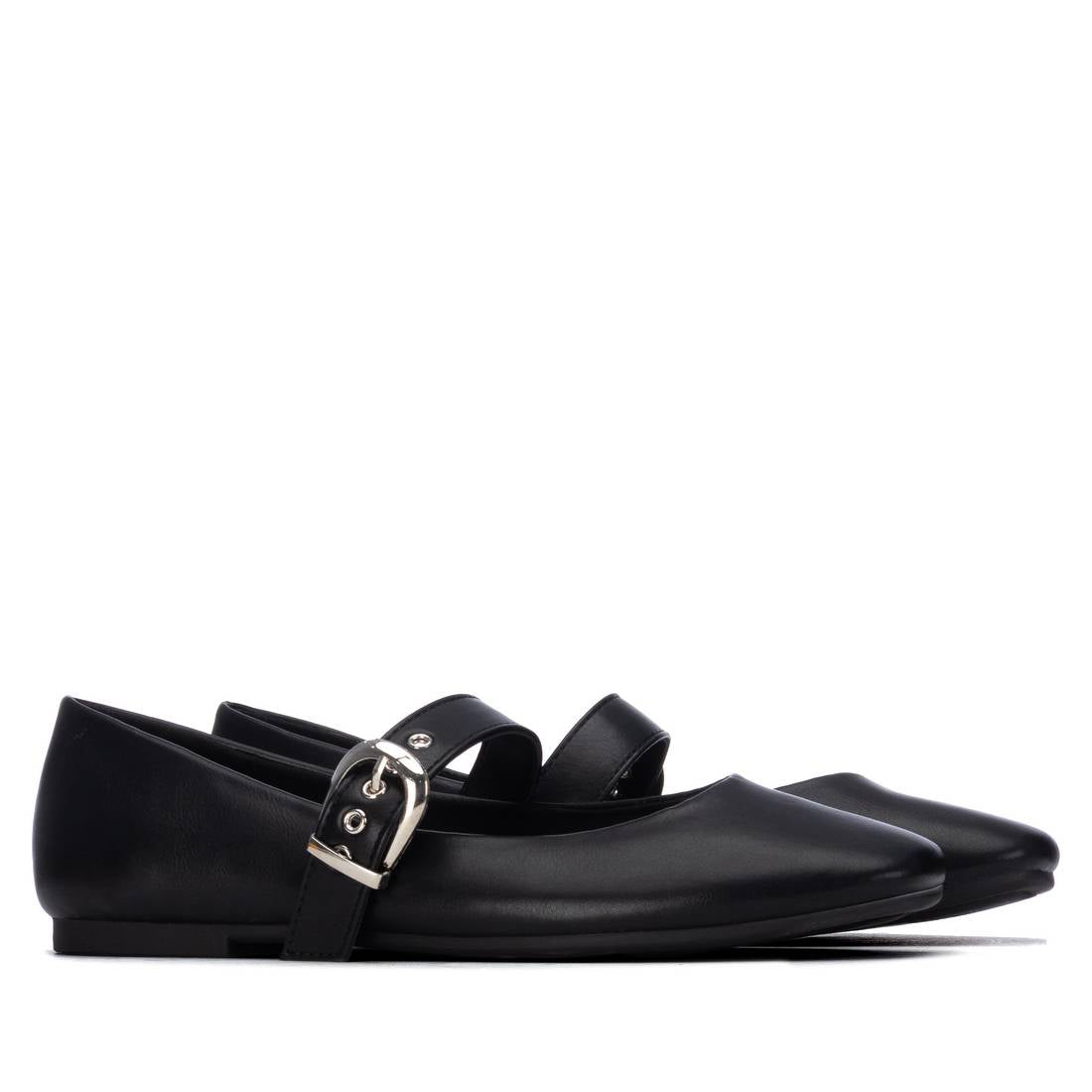 Zapato de mujer plano Xti 14648503