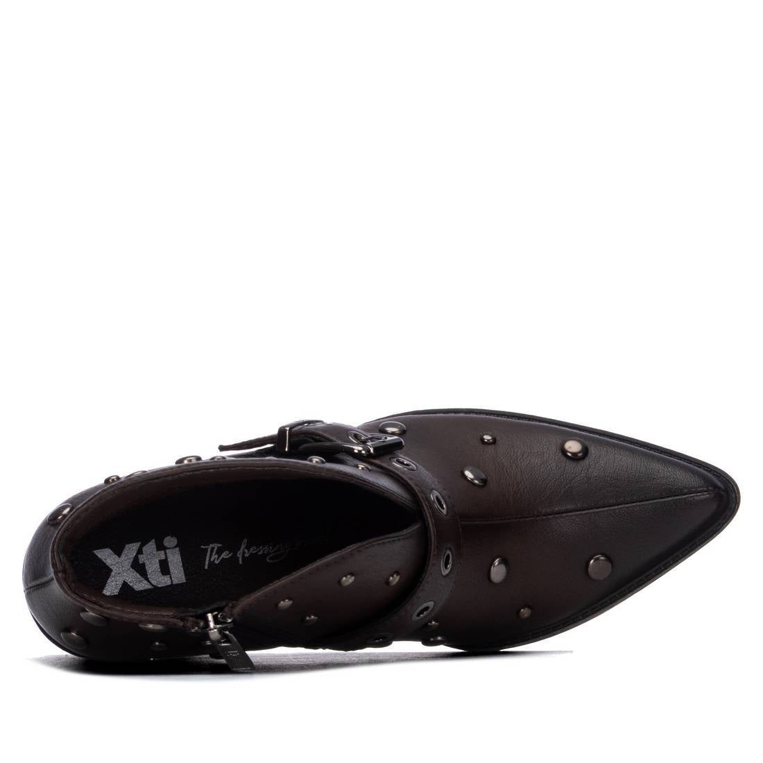 Zapato de mujer con tacón Xti 14649902