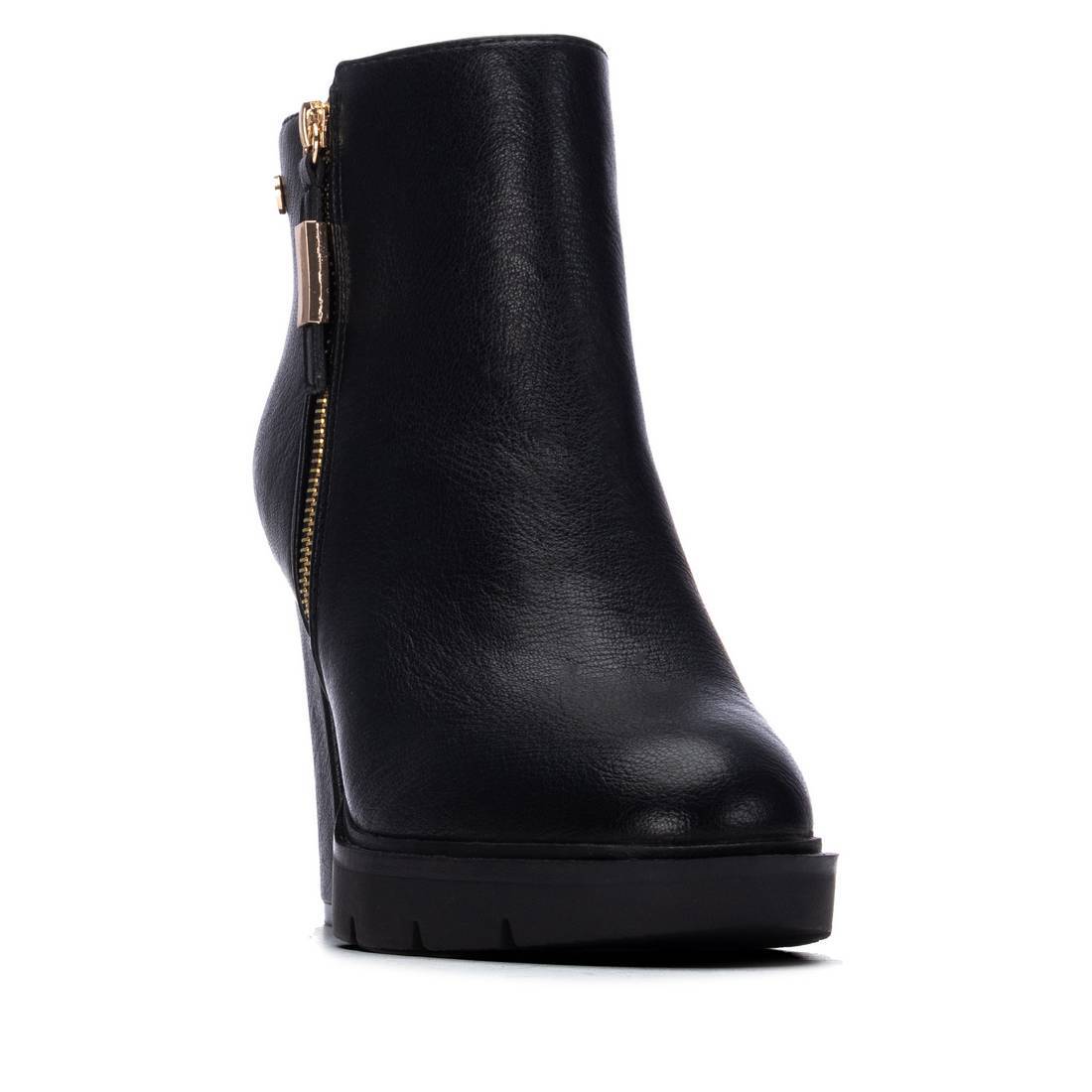 Botin de mujer con tacón Xti 14650401