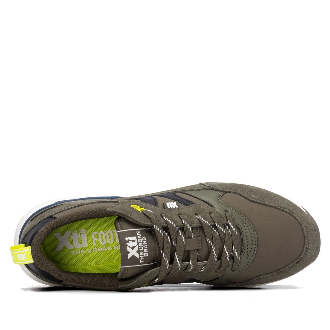 Zapatilla de hombre plano Xti 14670305