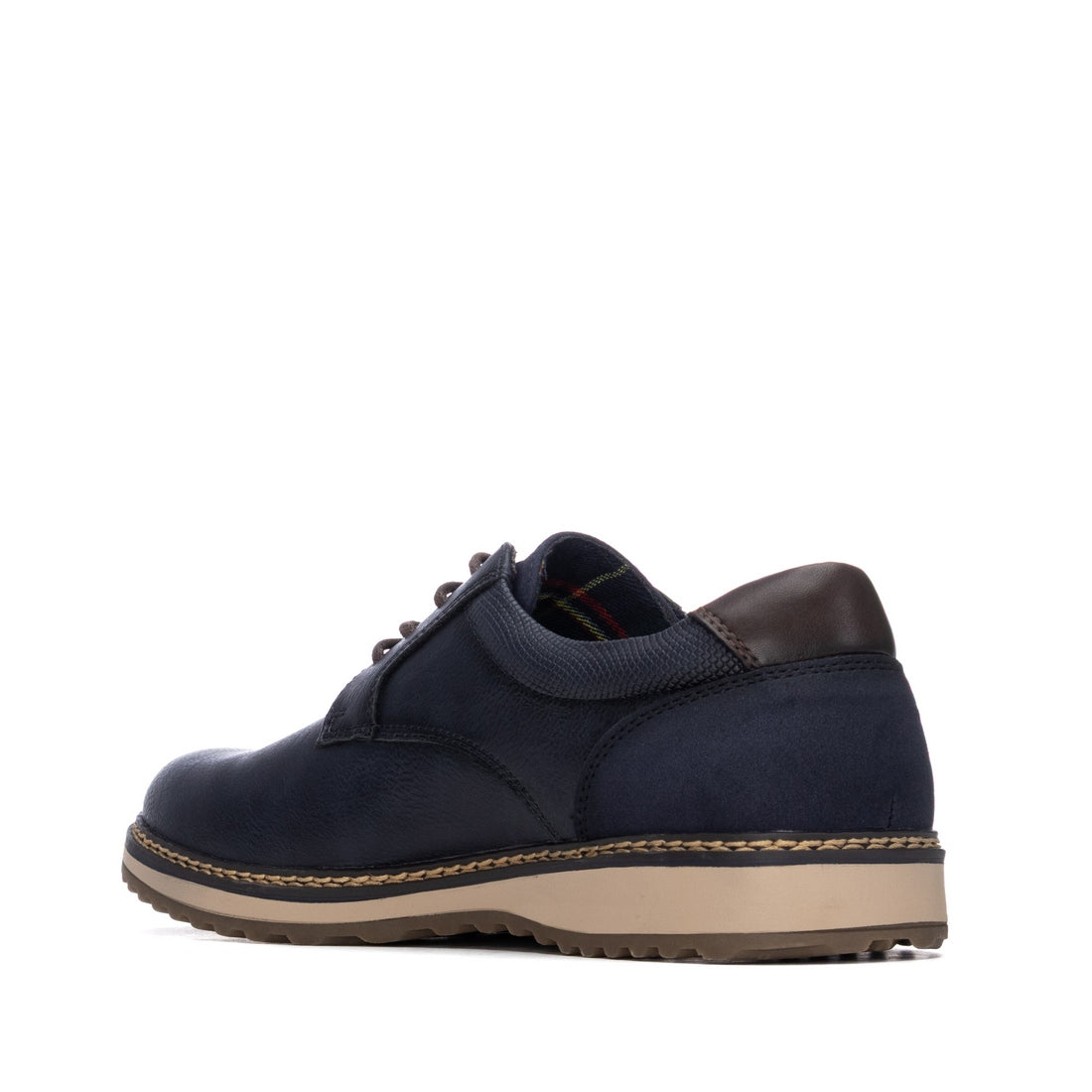 Zapato de hombre plano Xti 14671303