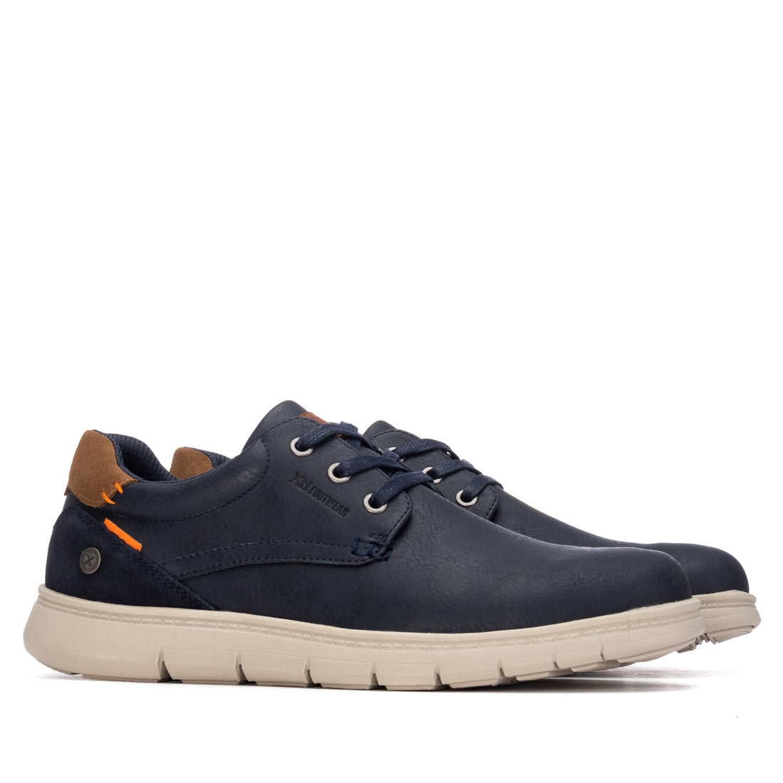 Zapato de hombre plano Xti 14672303