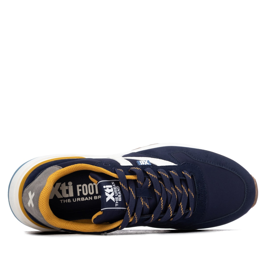 Zapatilla de hombre plano Xti 14672802