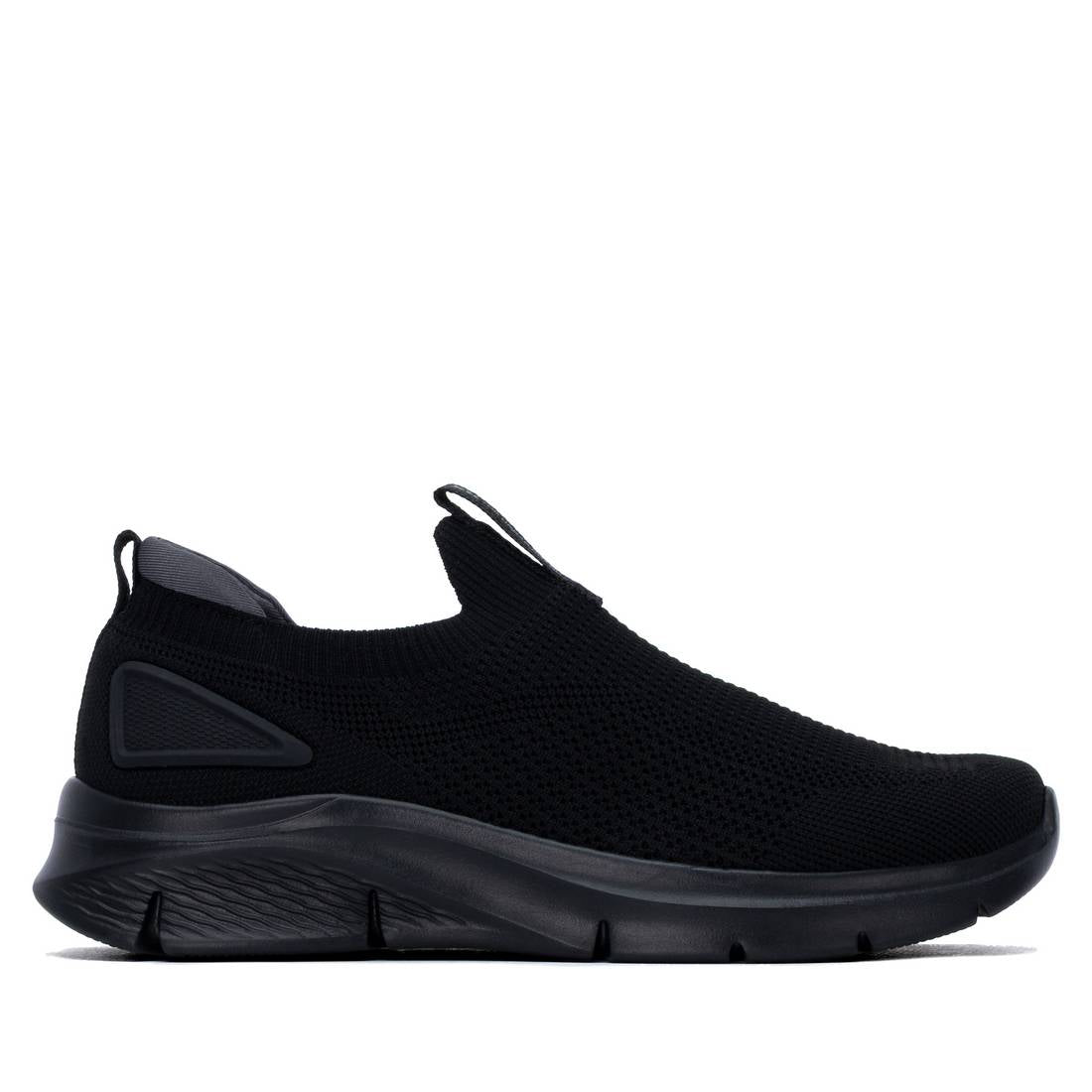 Zapatilla de hombre plano Xti 14675504