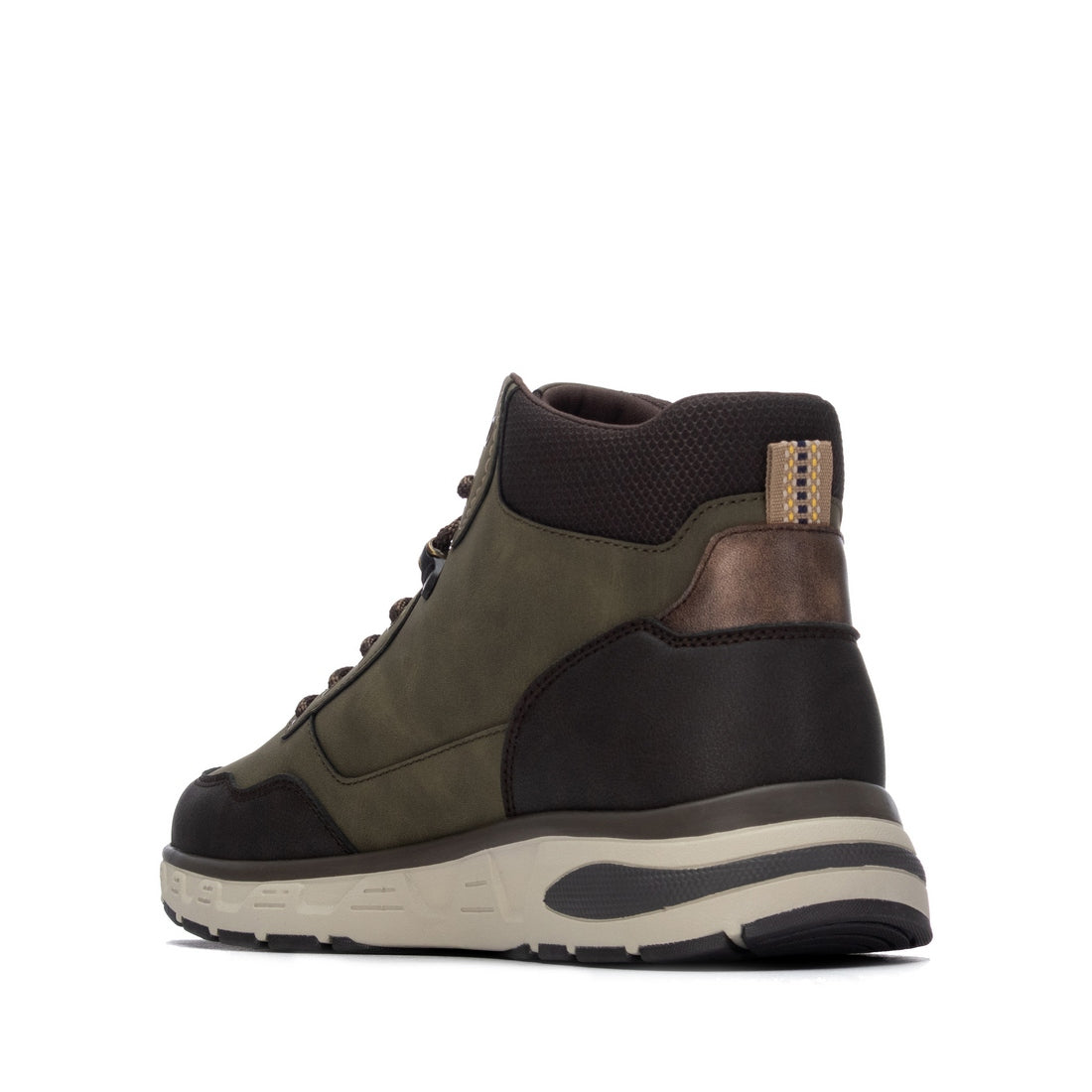 Botin de hombre plano Xti 14676202