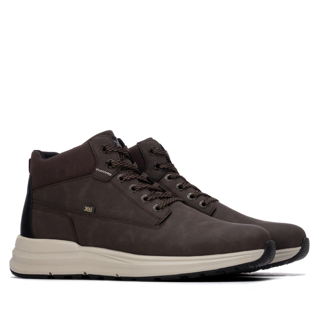 Botin de hombre plano Xti 14676402