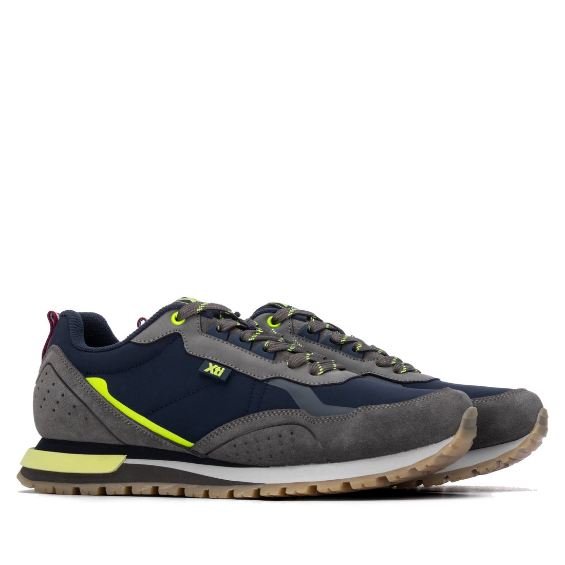 Zapatilla de hombre plano Xti 14676902