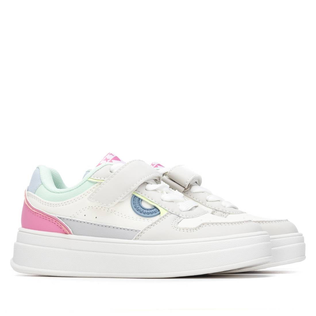 Zapatilla de niña plano Xti kids 15300101