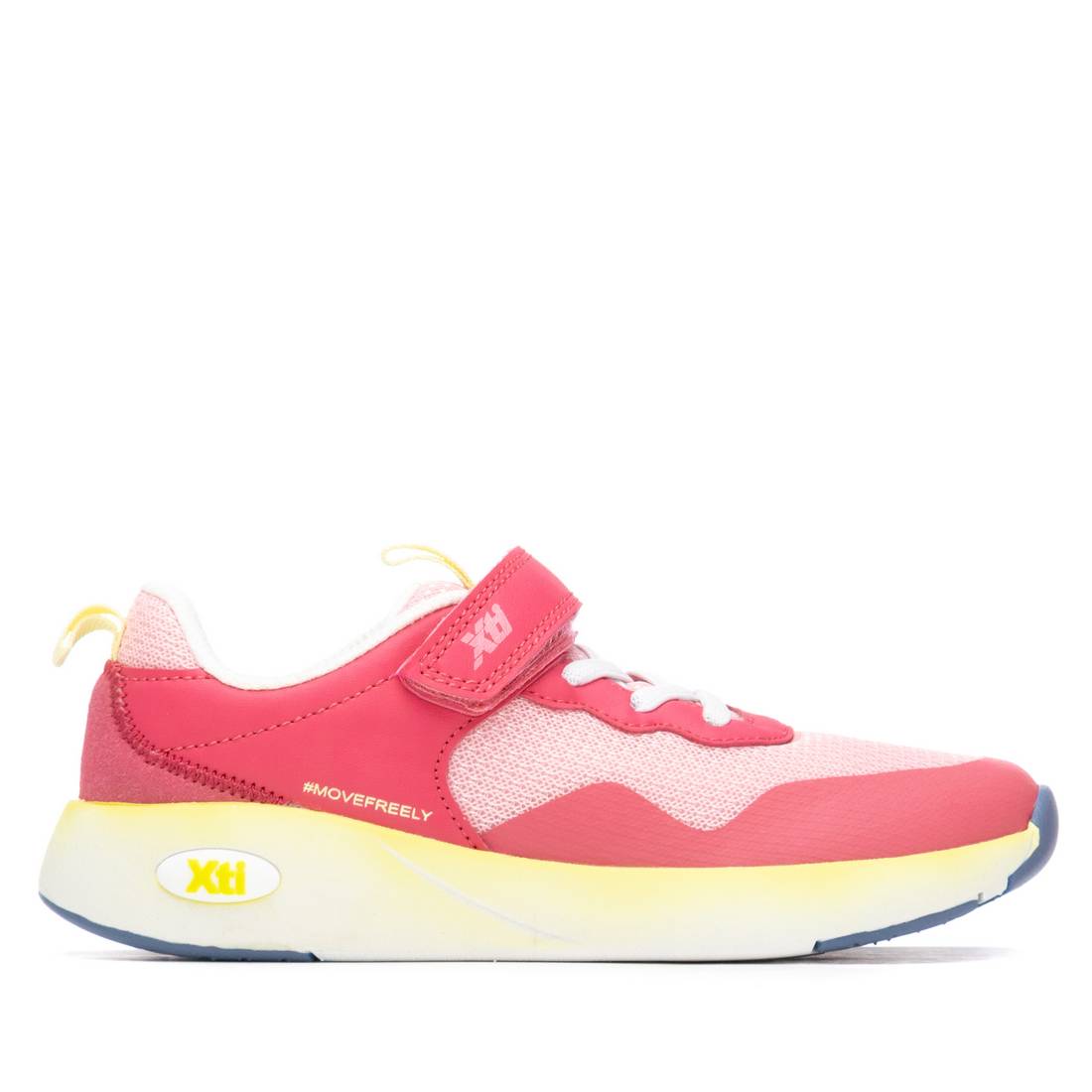 Zapatilla de niña plano Xti kids 15310504