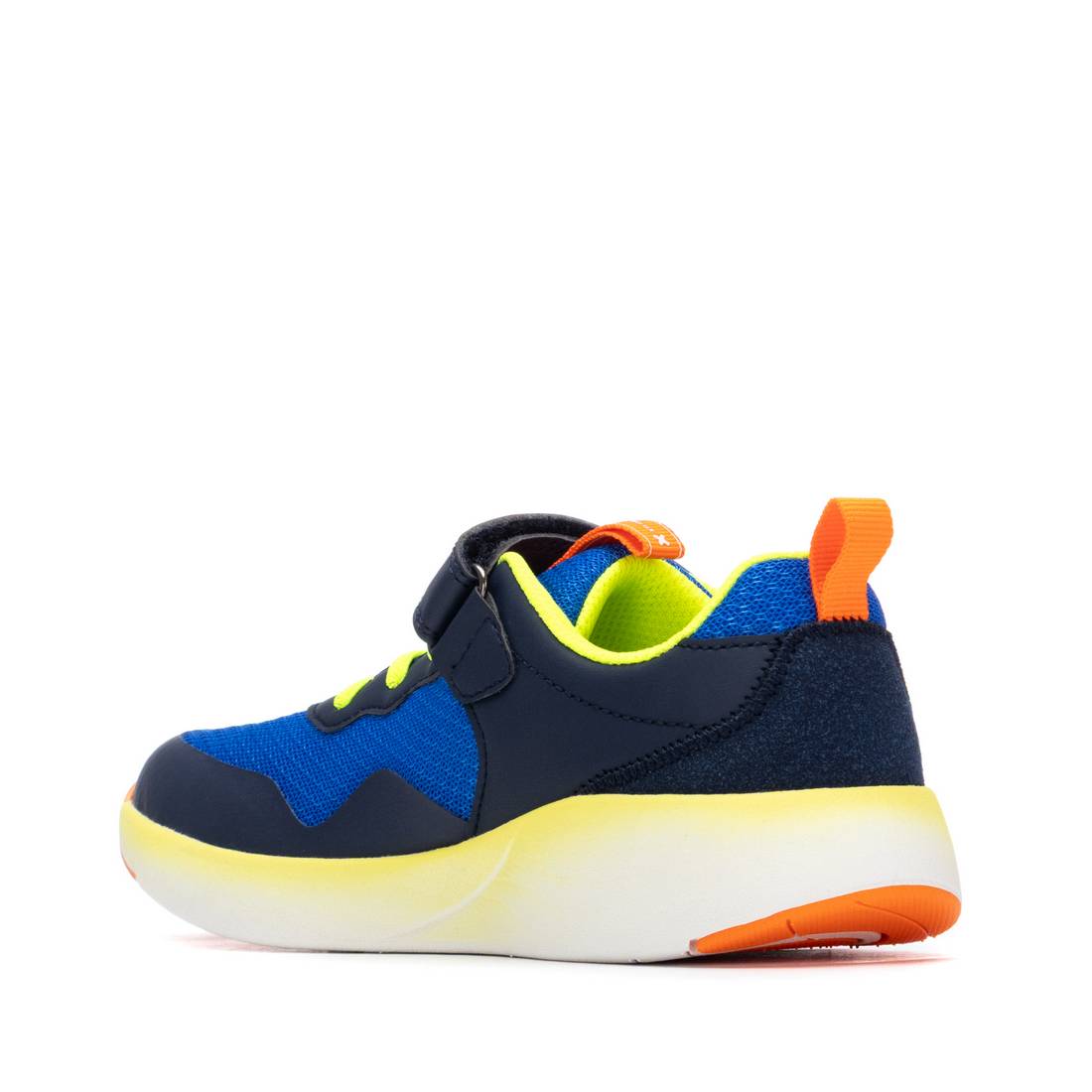 Zapatilla de niño plano Xti kids 15310604