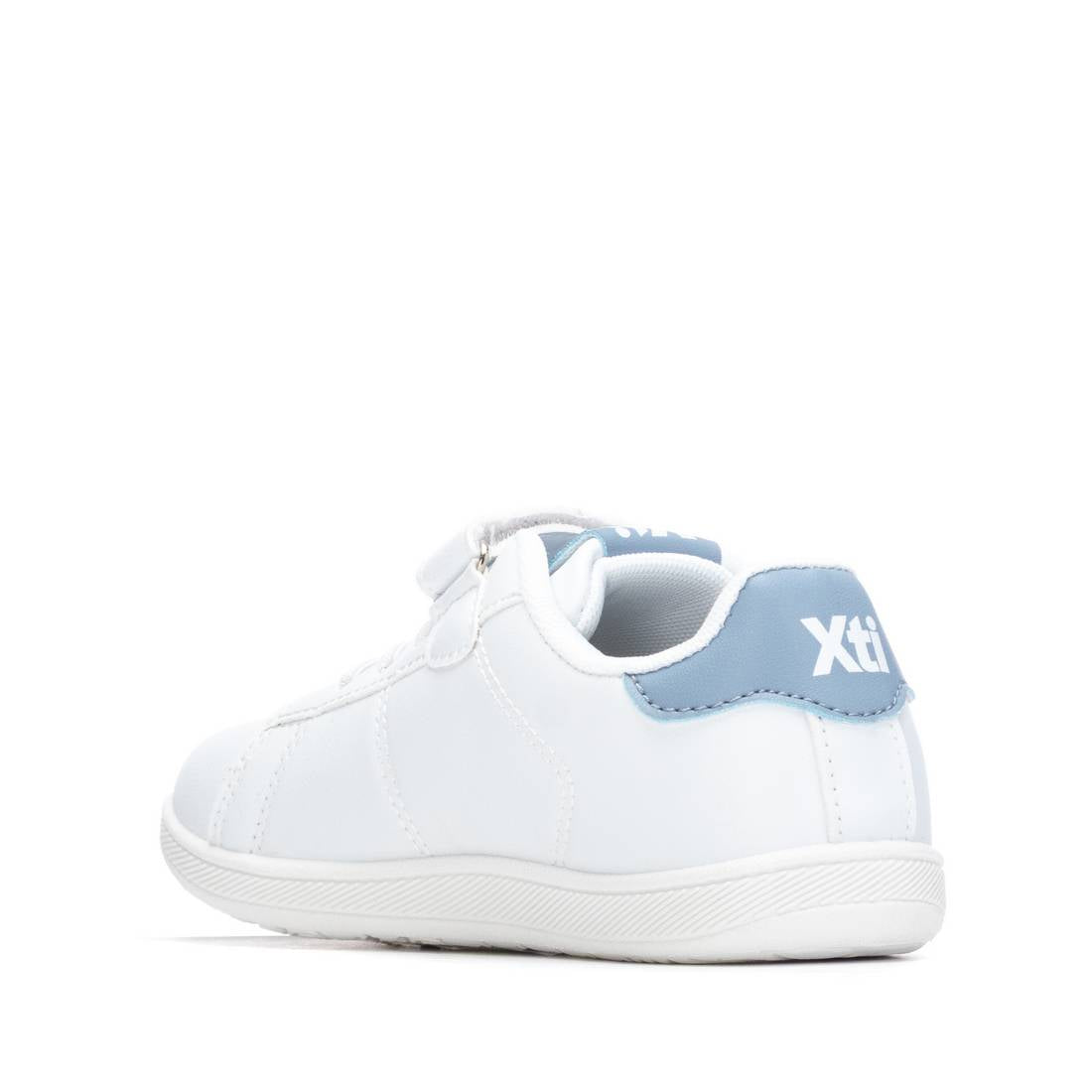 Zapatilla de niña plano Xti kids 15311503