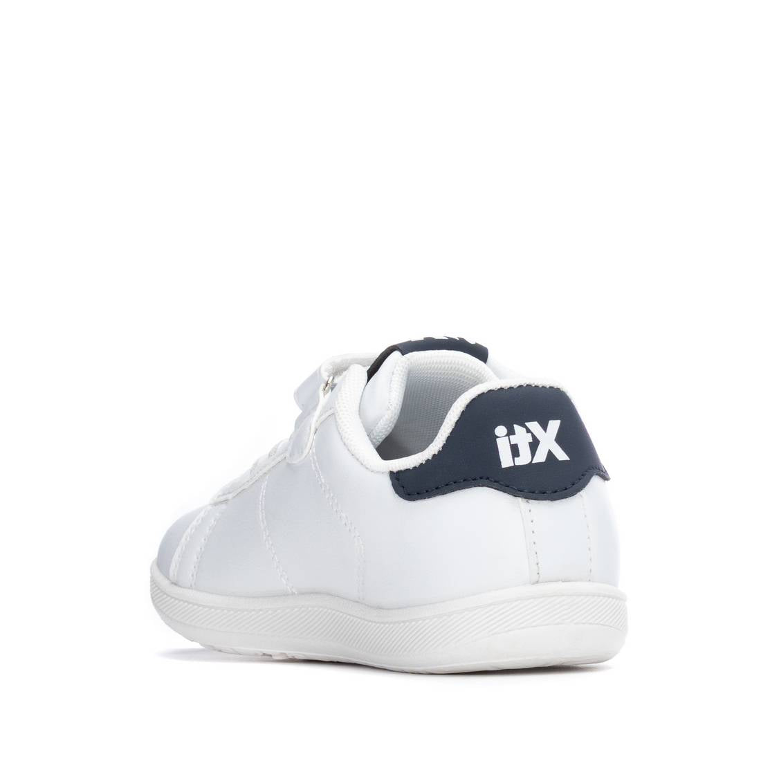 Zapatilla de niña plano Xti kids 15311504