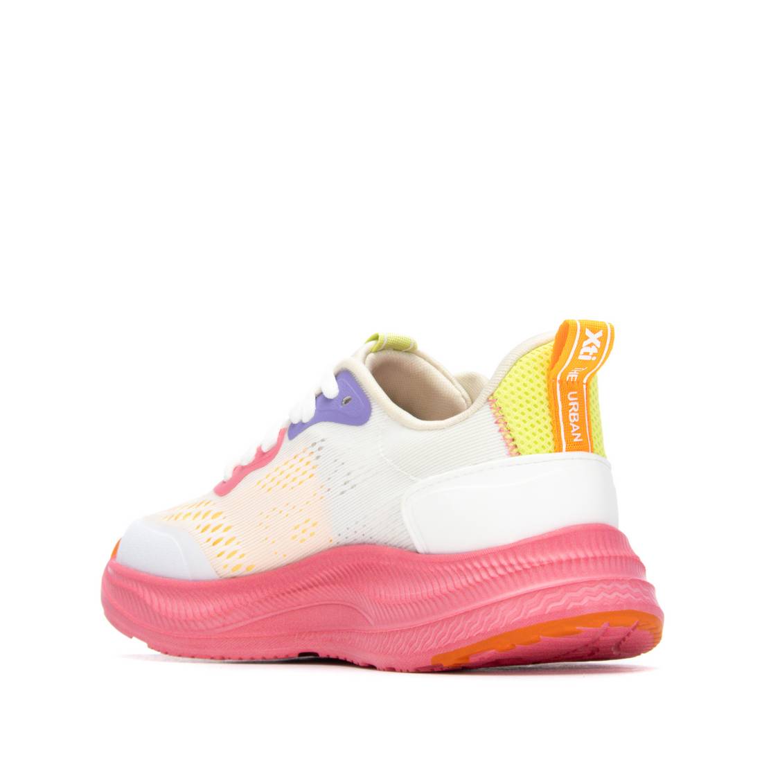 Zapatilla de niña plano Xti kids 15312101