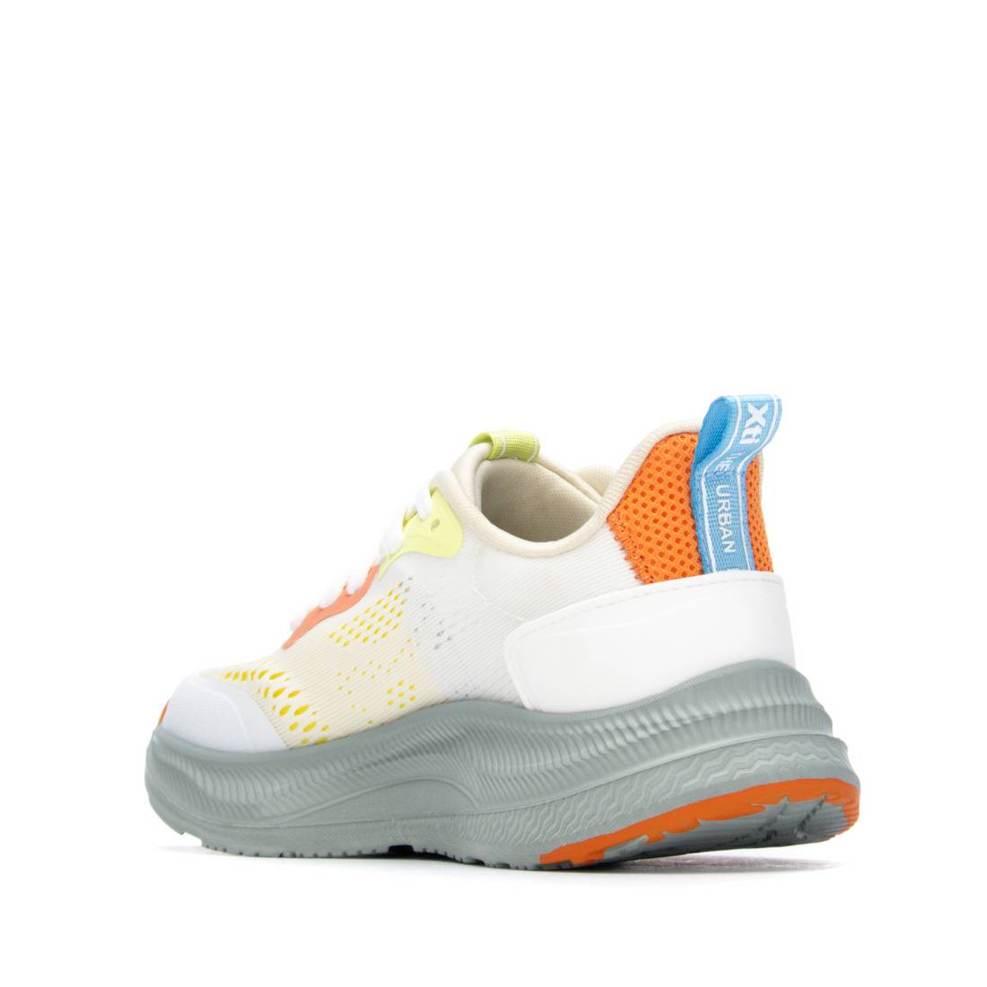 Zapatilla de niña plano Xti kids 15312104