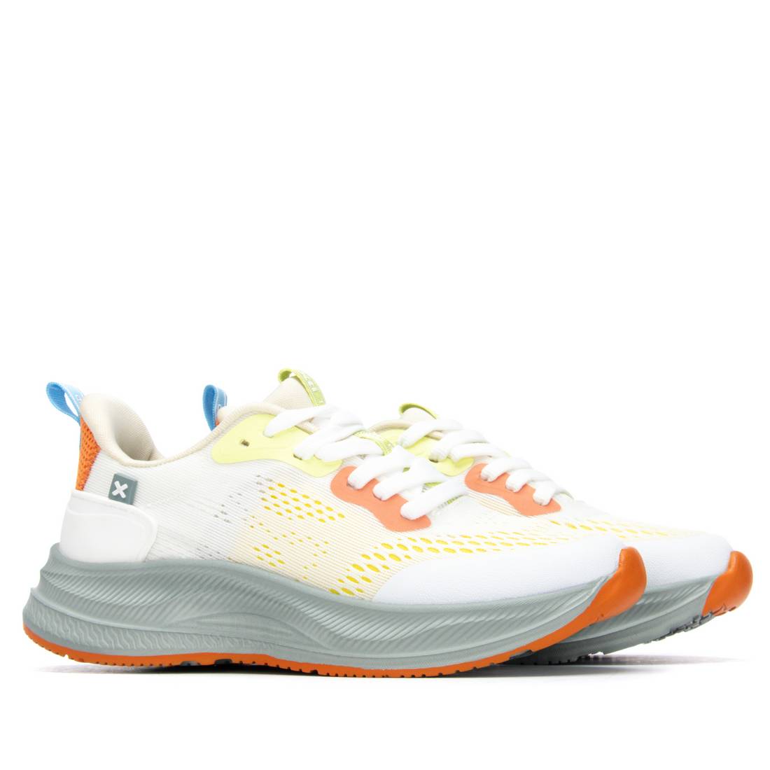 Zapatilla de niña plano Xti kids 15312104