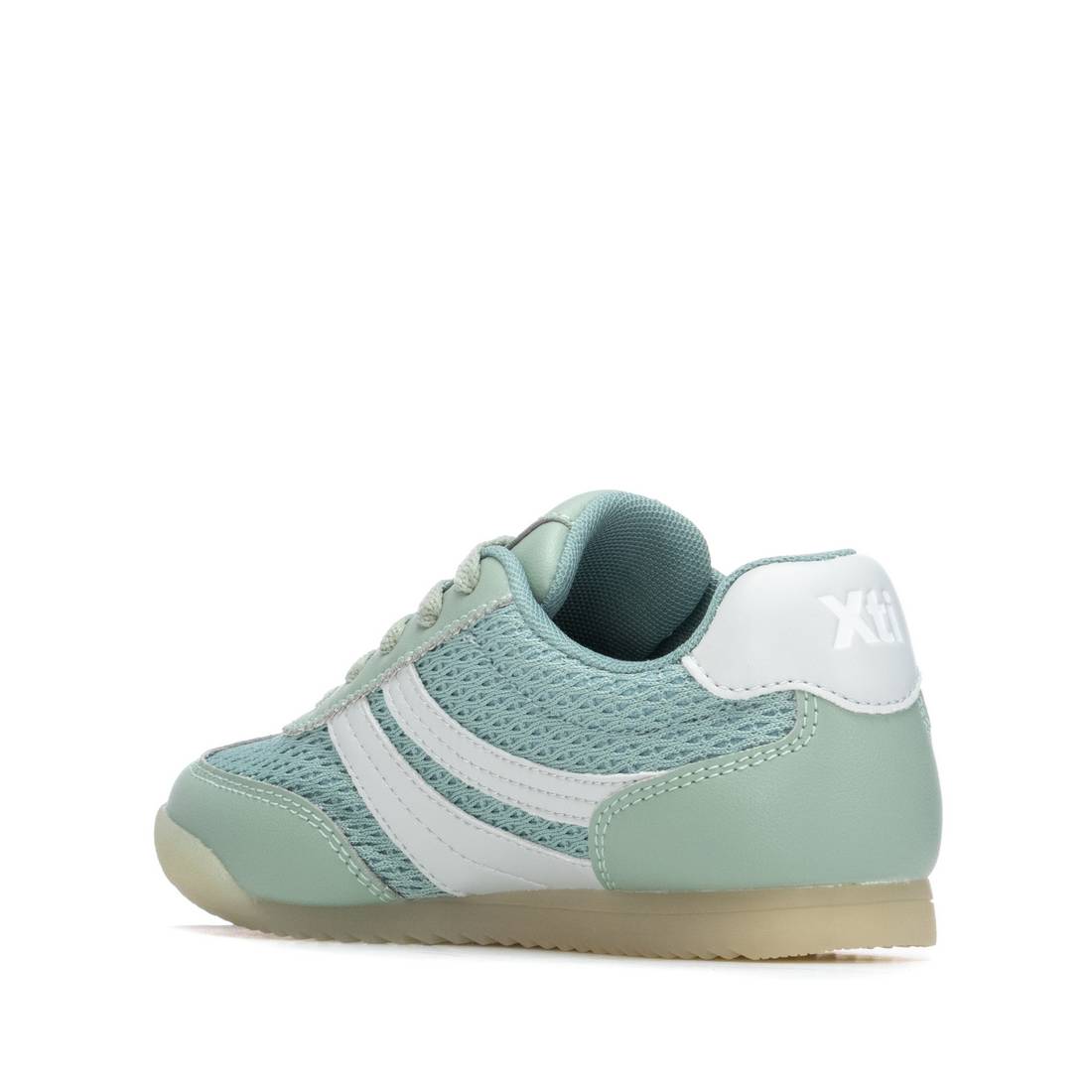 Zapatilla de niña plano Xti kids 15312902