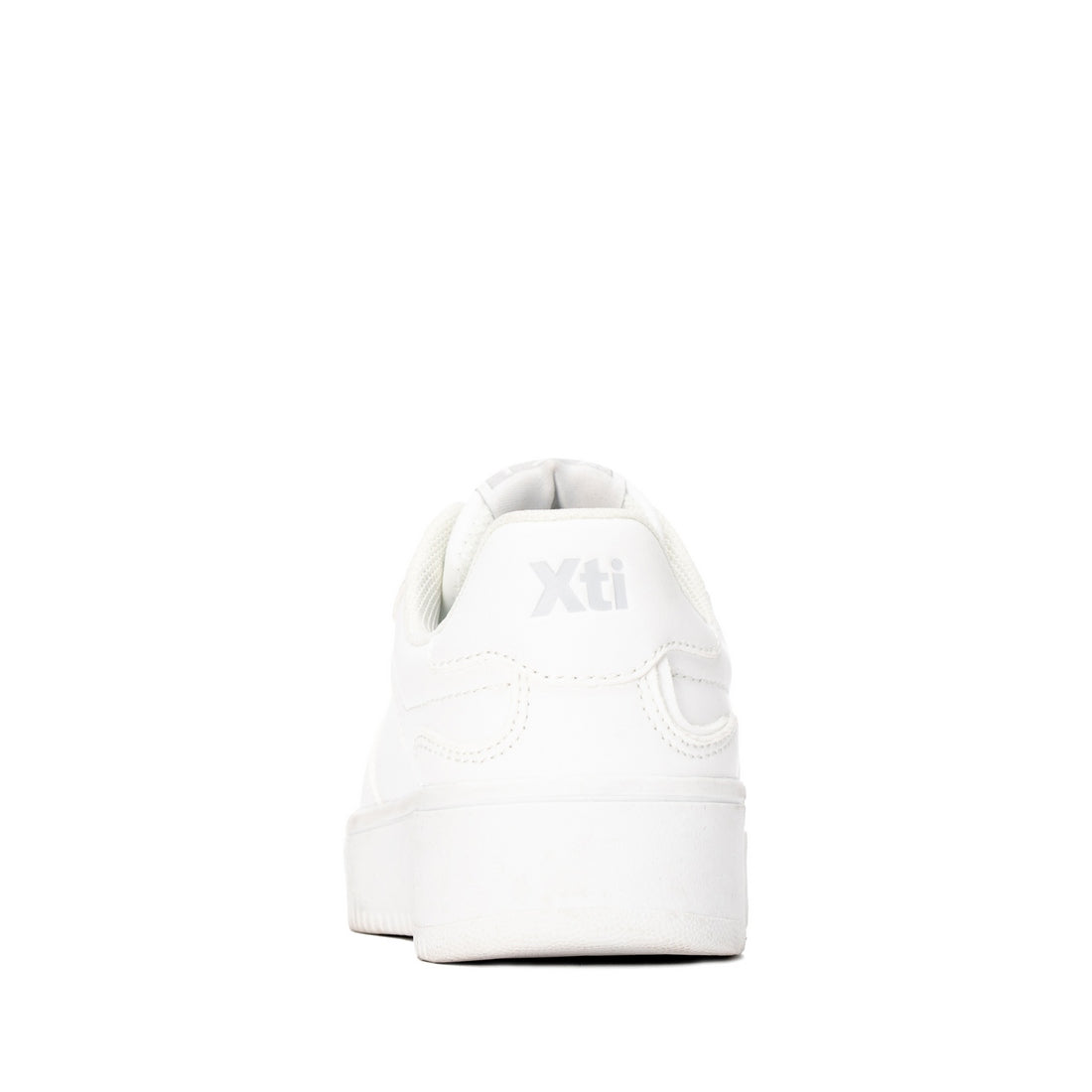 Zapatilla de niña plano Xti kids 15410401