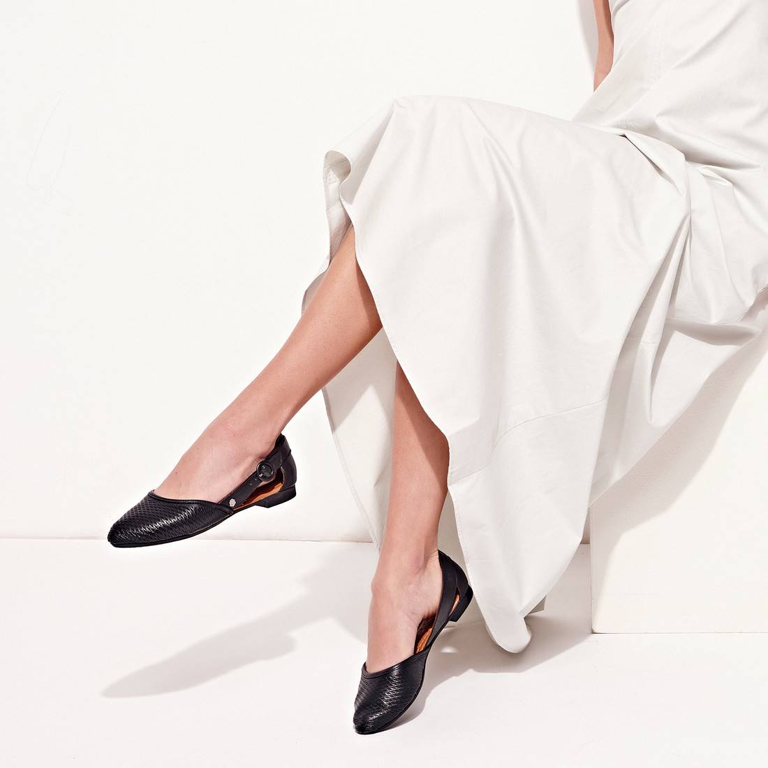 ZAPATO DE MUJER CARMELA 16076005