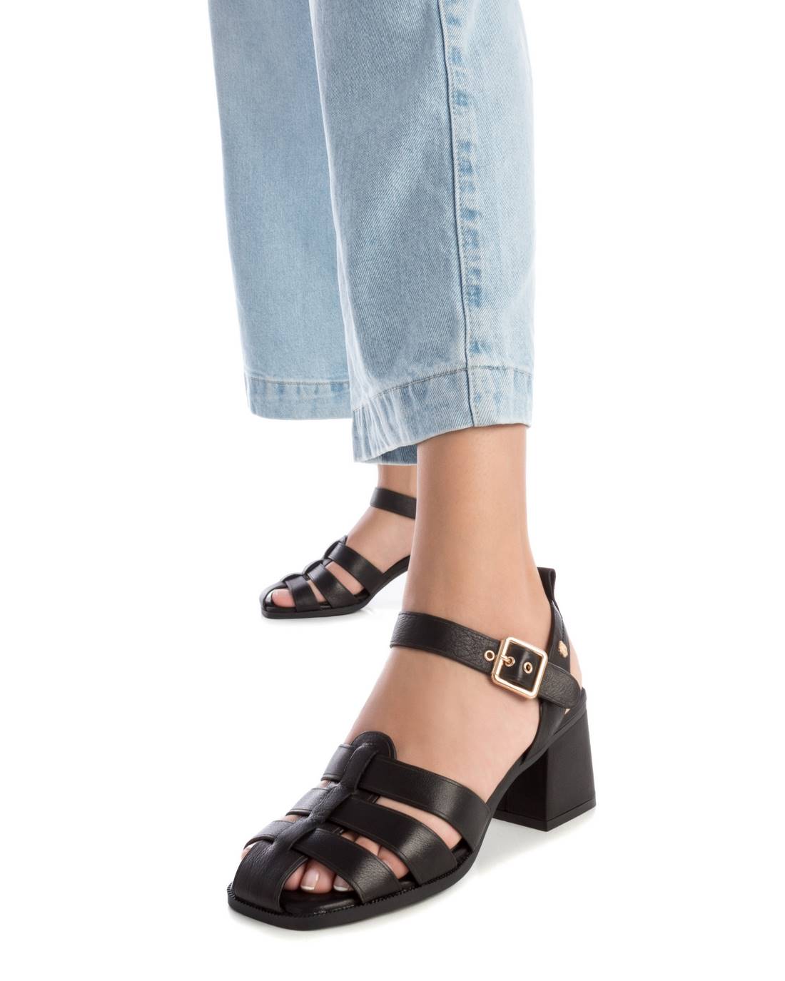 SANDALIA DE MUJER CARMELA 16163002