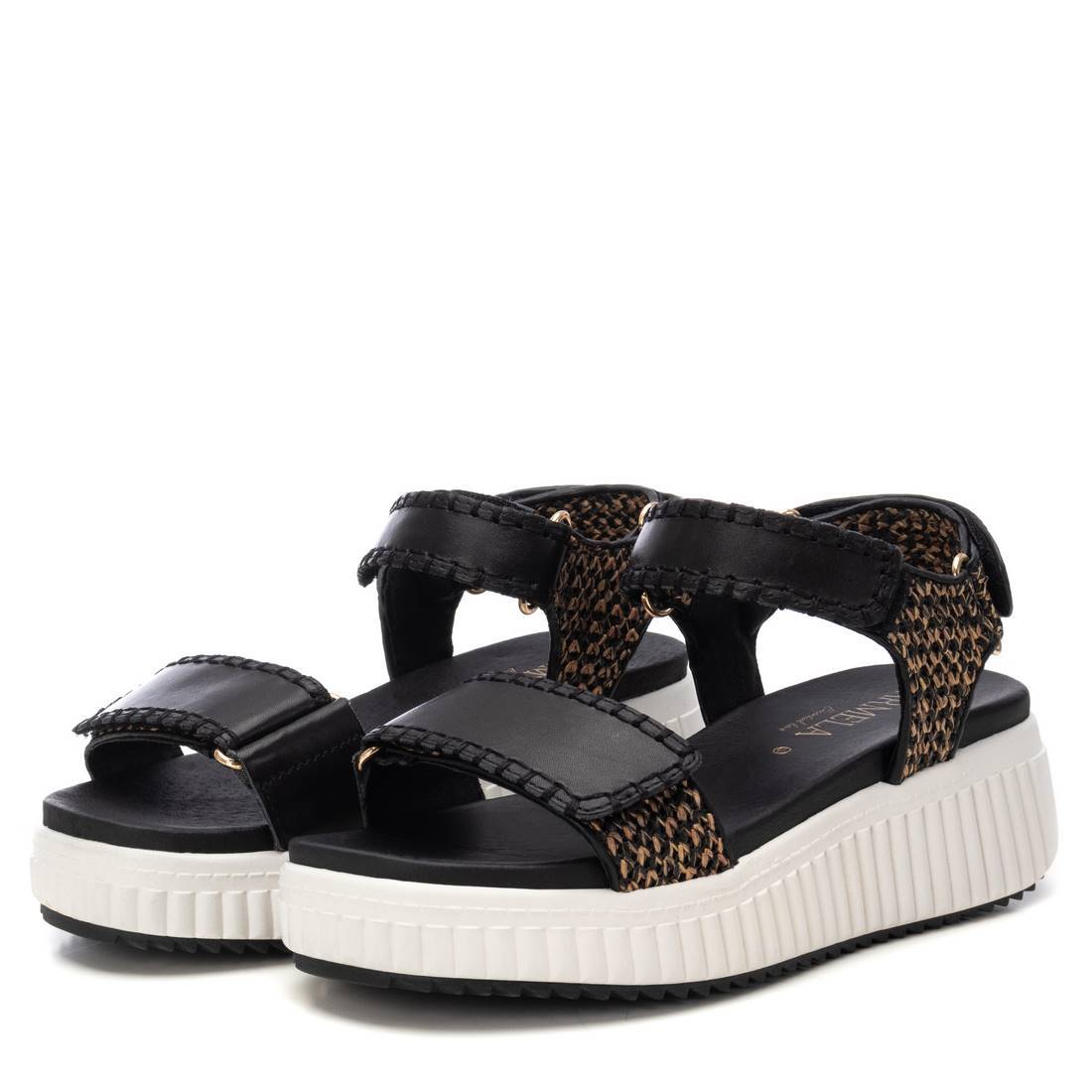 SANDALIA DE MUJER CARMELA 16224303