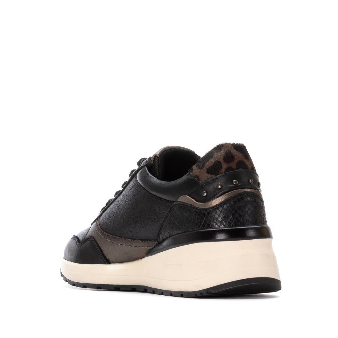 Zapatilla de mujer plano Carmela 16244203