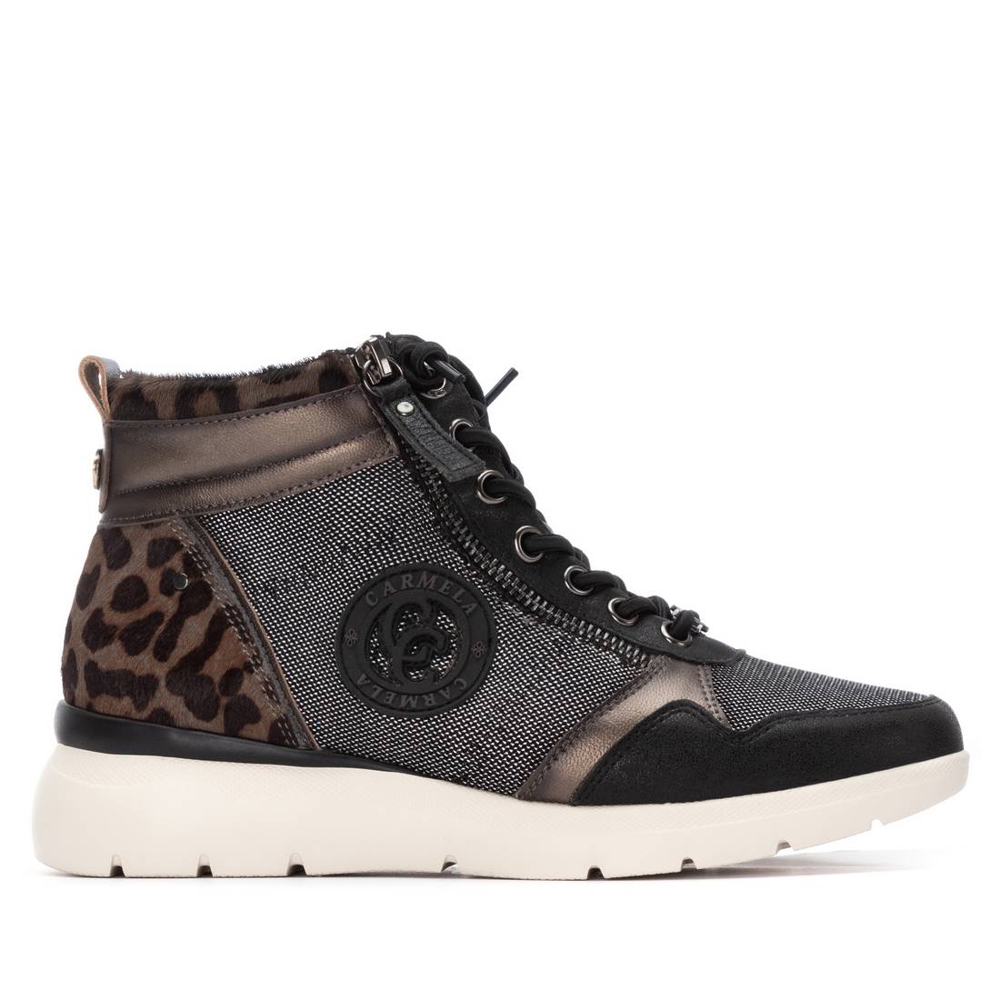 Zapatilla de mujer plano Carmela 16251401