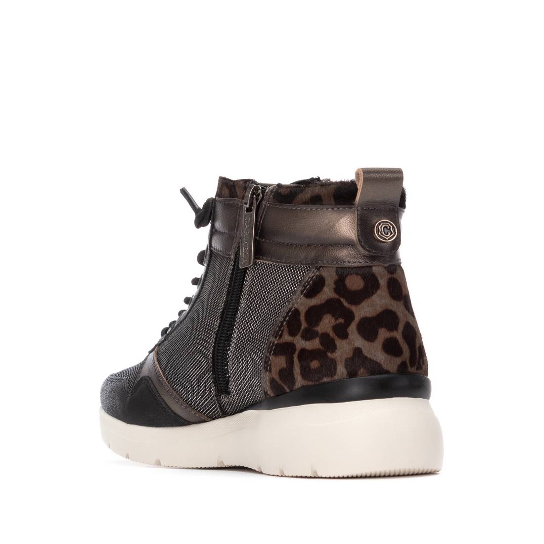 Zapatilla de mujer plano Carmela 16251401