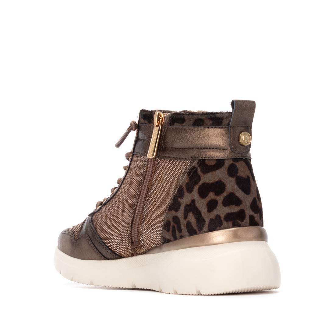 Zapatilla de mujer plano Carmela 16251403