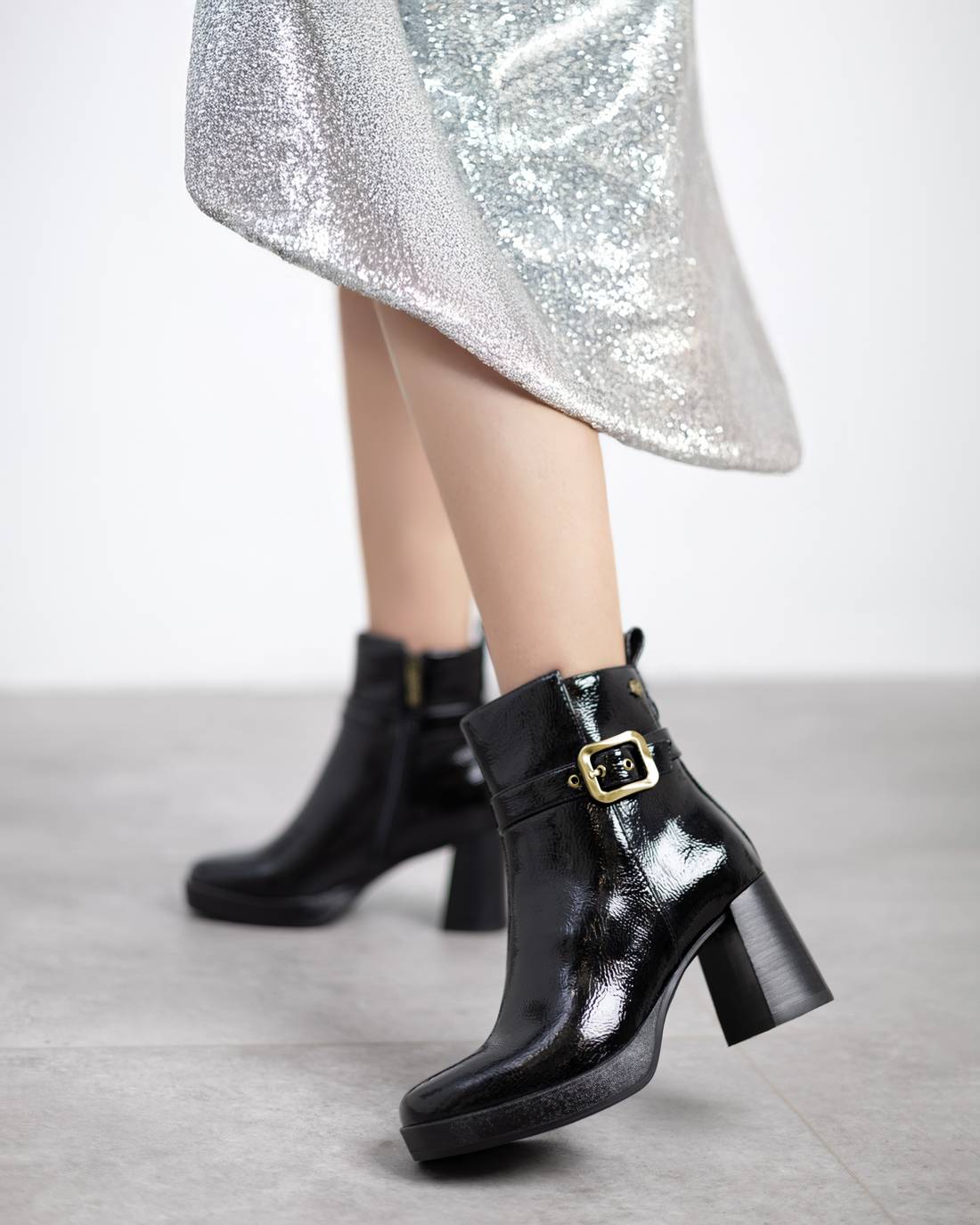 Botin de mujer con tacón Carmela 16253303