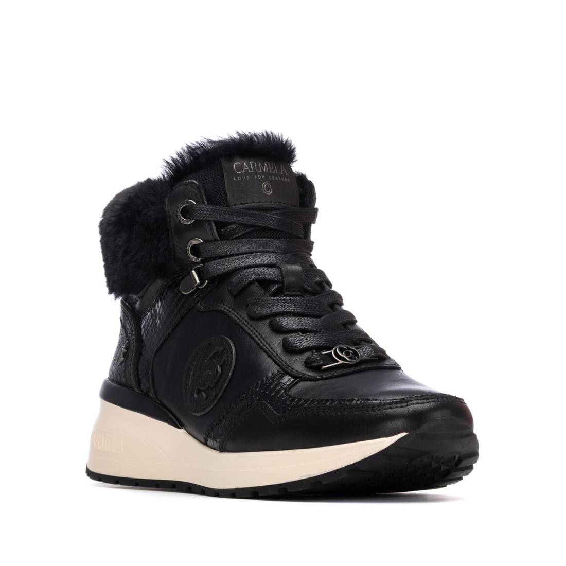 Zapatilla de mujer plano Carmela 16265402