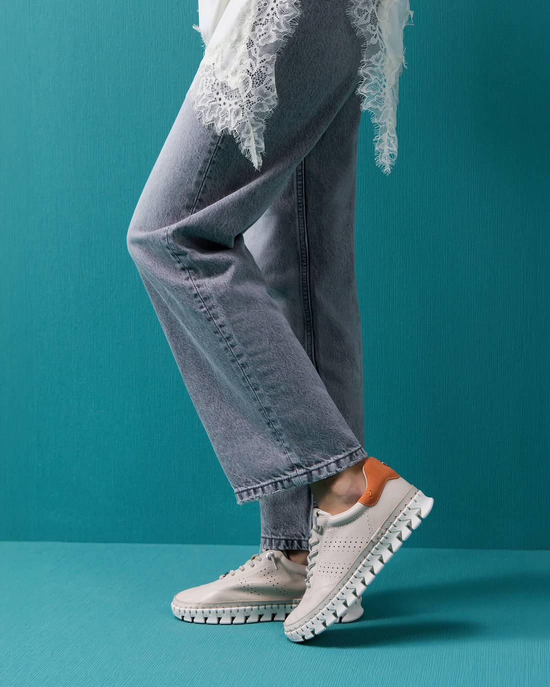 WOMEN'S SNEAKER CARMELA 16310703